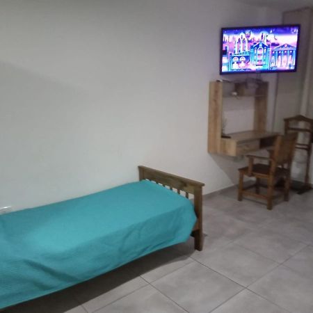 Depto Temporario La Plata Bed and Breakfast Buitenkant foto
